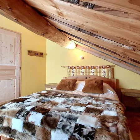 2 Bedroom Awesome In Holiday home Tendon